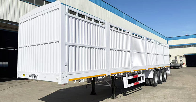  Tri Axle Fence Cargo Trailer for Sale in Costa Rica